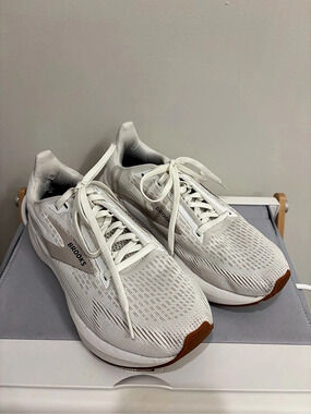 Brooks Ghost 15 Athletic Shoes White US 8
